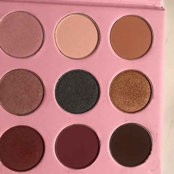 Winky Lux Kitten Palette - Picture 2 of 2